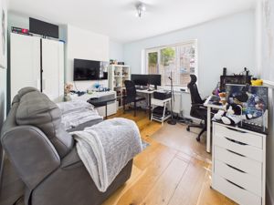 FRONT FACING LOUNGE- click for photo gallery